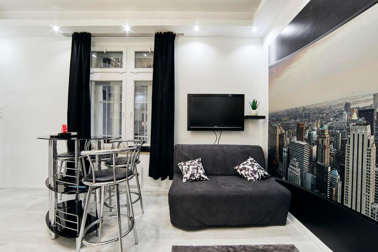 Garibaldi Apartment Budapest Exterior foto